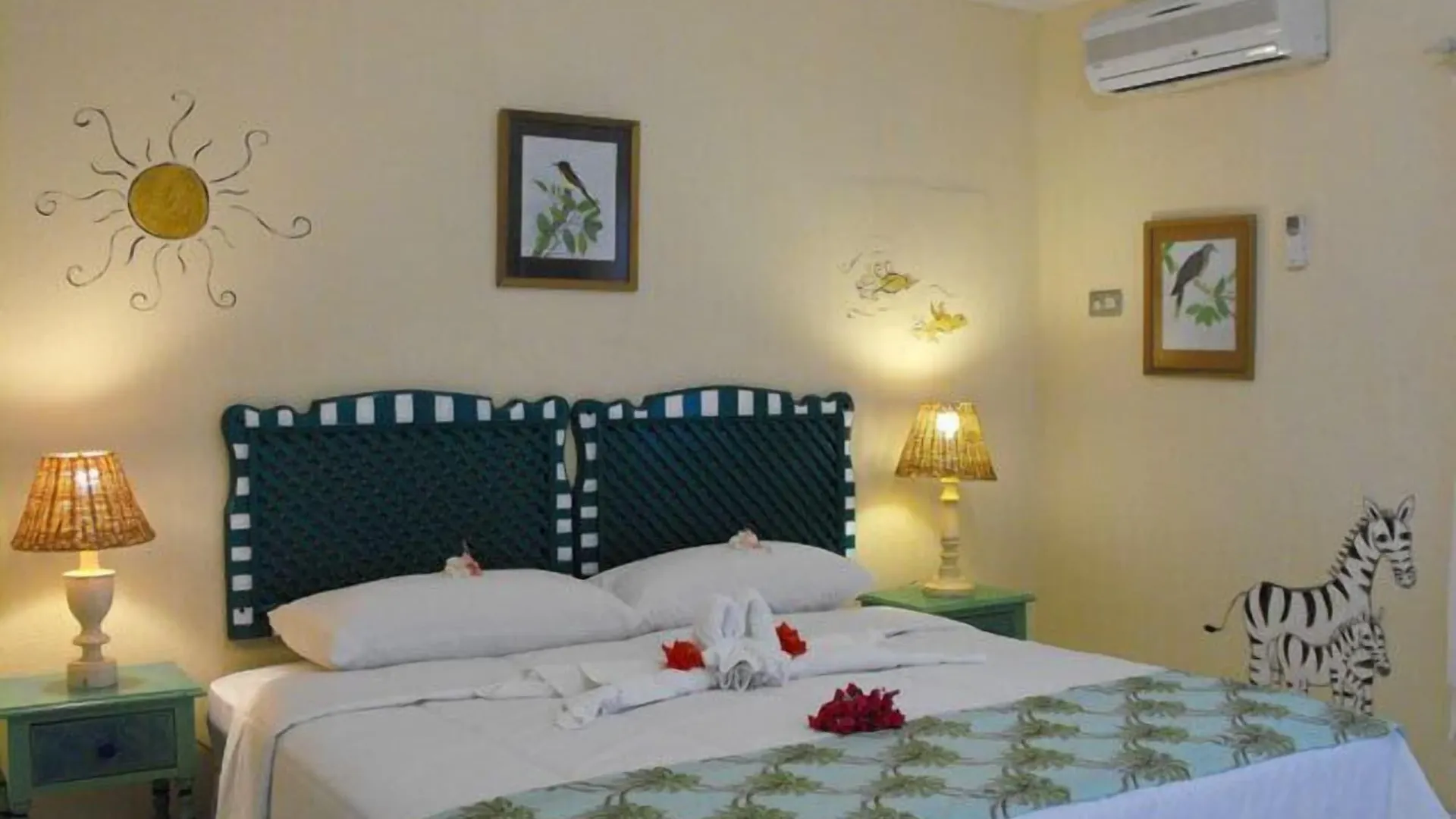 **  Bar-B-Barn Beach Hotel Negril Jamaica