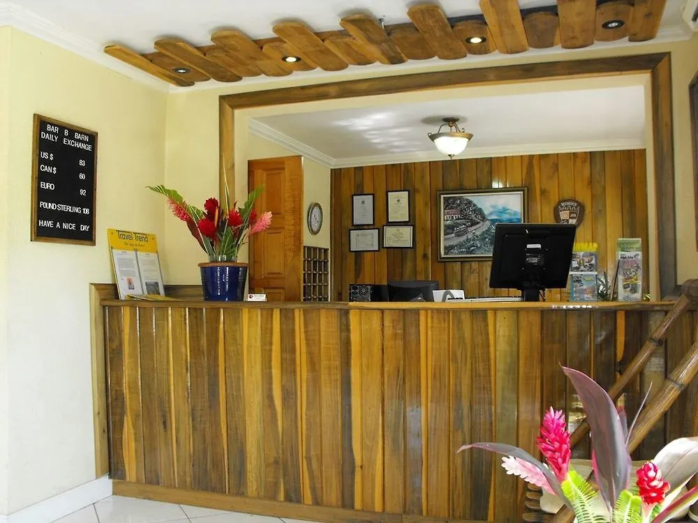 Bar-B-Barn Beach Hotel Negril