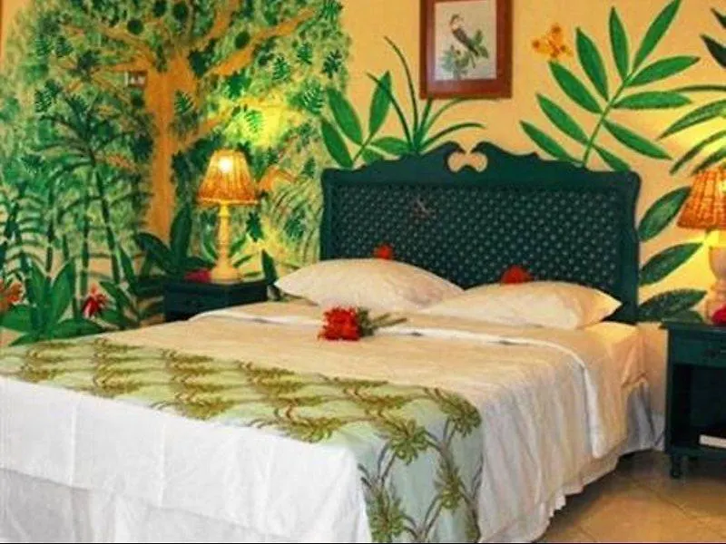 Bar-B-Barn Beach Hotel Negril