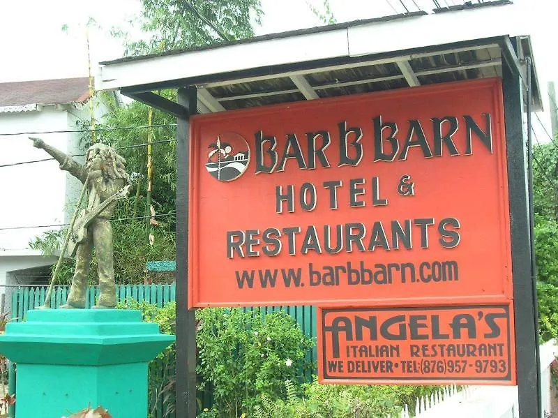 Bar-B-Barn Beach Hotel Negril