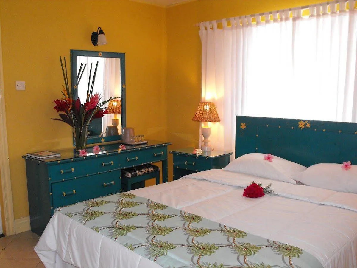 Bar-B-Barn Beach Hotel Negril